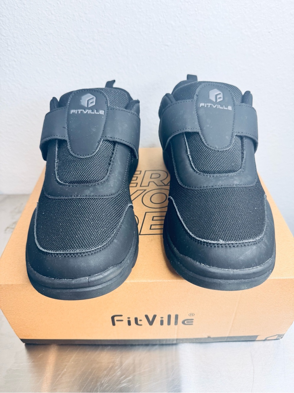 FitVille Marca Men's Black 12 Wide Sneakers Shoes Hook Loop in Box
